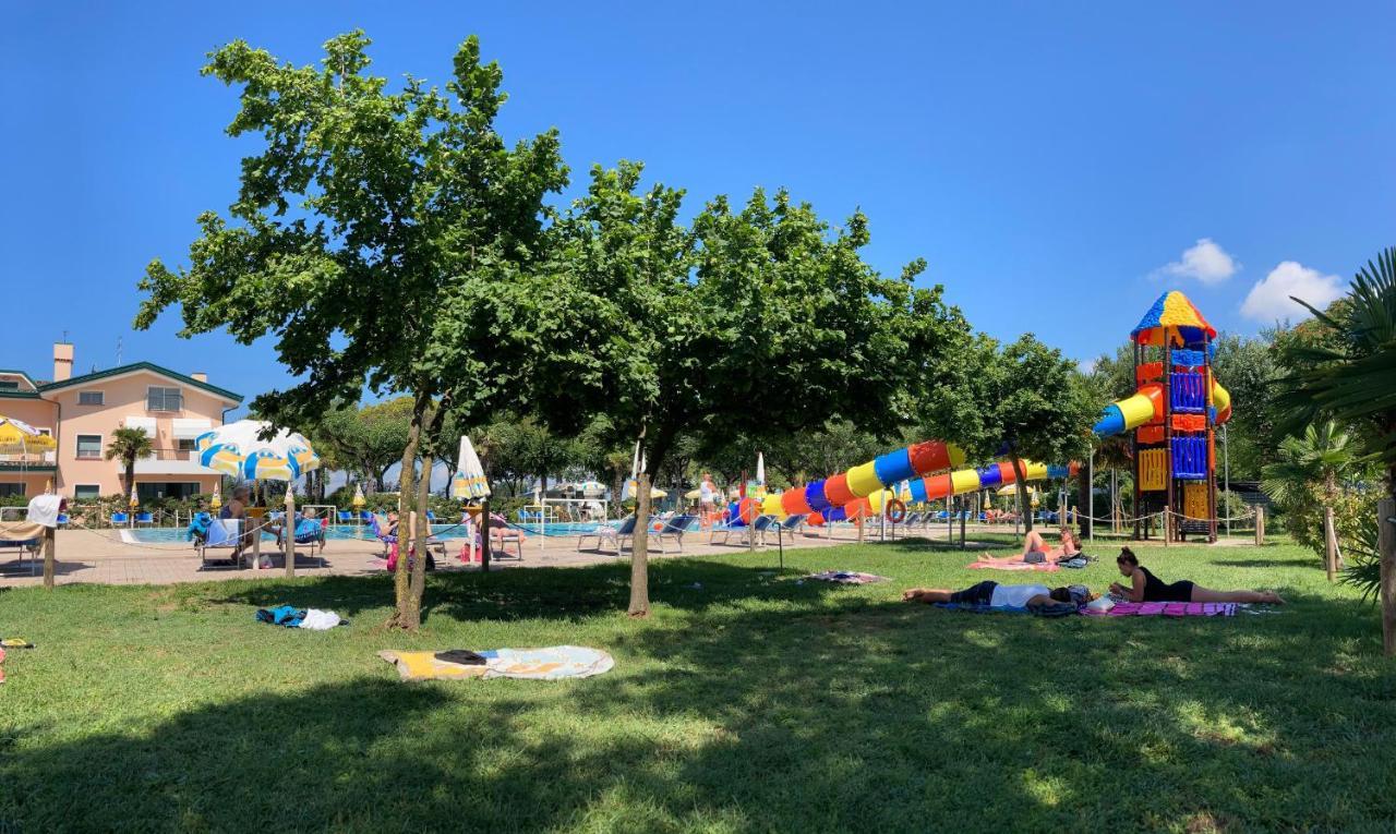 Camping Parco Capraro Lido di Jesolo Exteriör bild