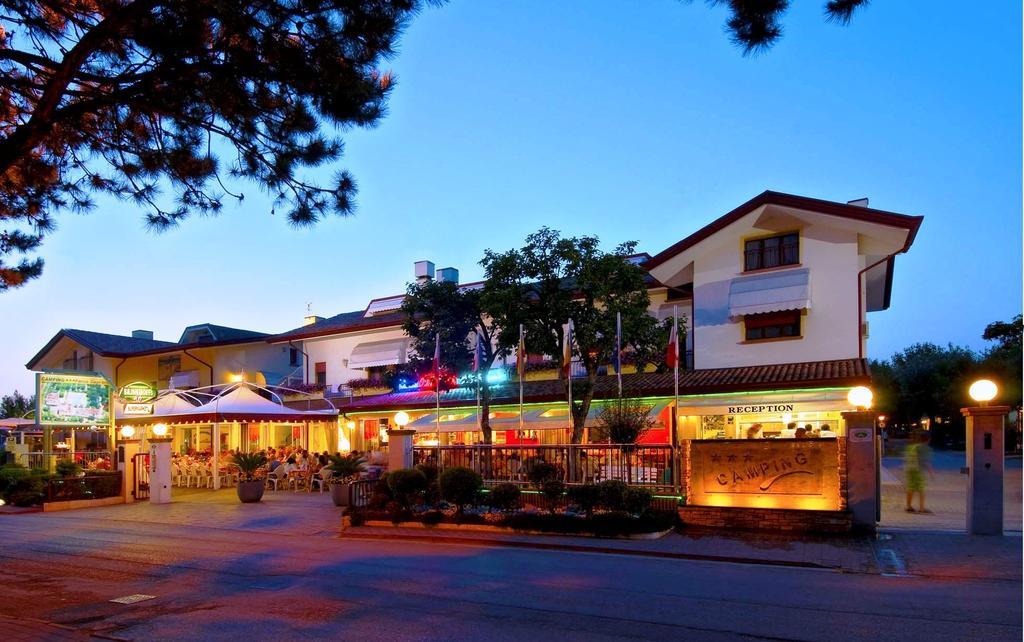Camping Parco Capraro Lido di Jesolo Exteriör bild
